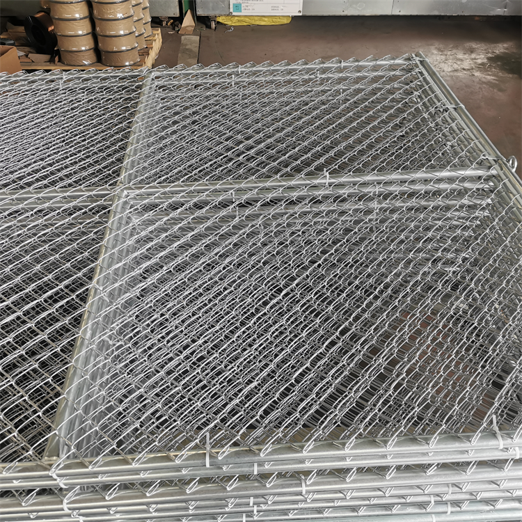 What Makes Cyclone Fencing a Preferred Choice for Security