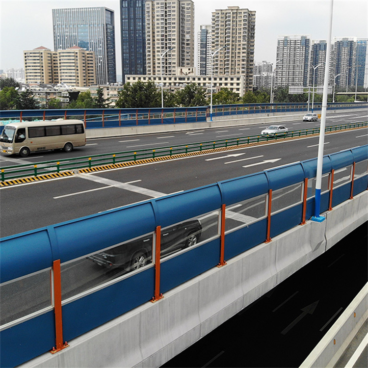 How Do Sound Barrier Prices Vary by Material and Application?