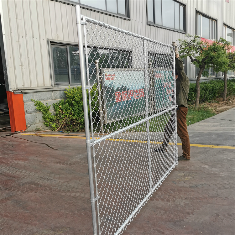 How to Ensure the Durability of Your Wire Mesh Fencing Products