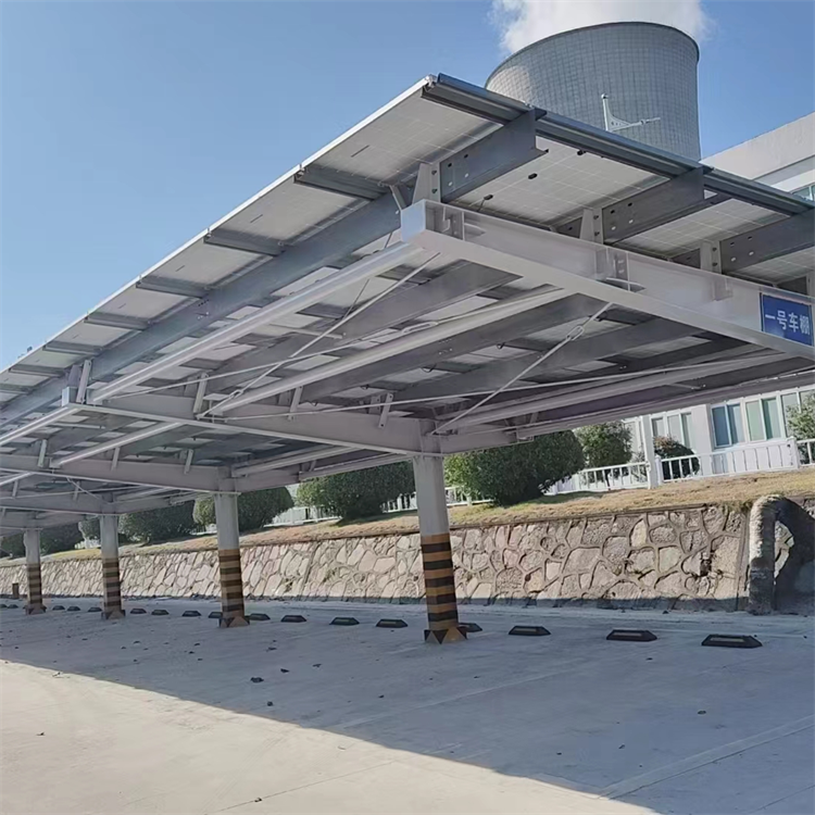 What Are the Latest Trends in Solar Car Park Canopy Design?