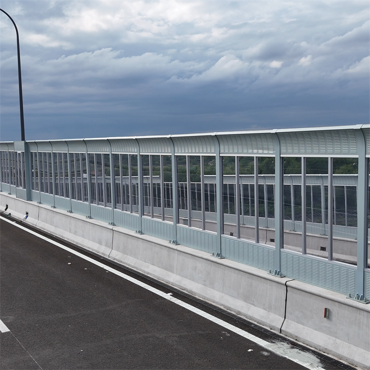 Where to Find High-Quality Wholesale Freeway Noise Barriers?