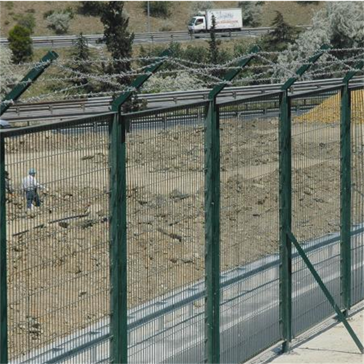 Where to Buy Affordable Welded Wire Mesh Fencing in Bulk