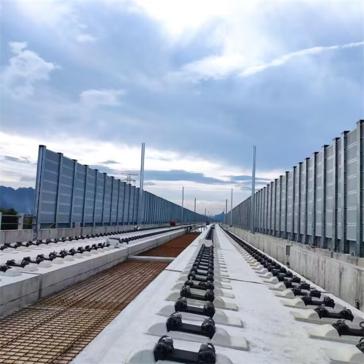 Common Problems with Railway Noise Barriers and Their Solutions