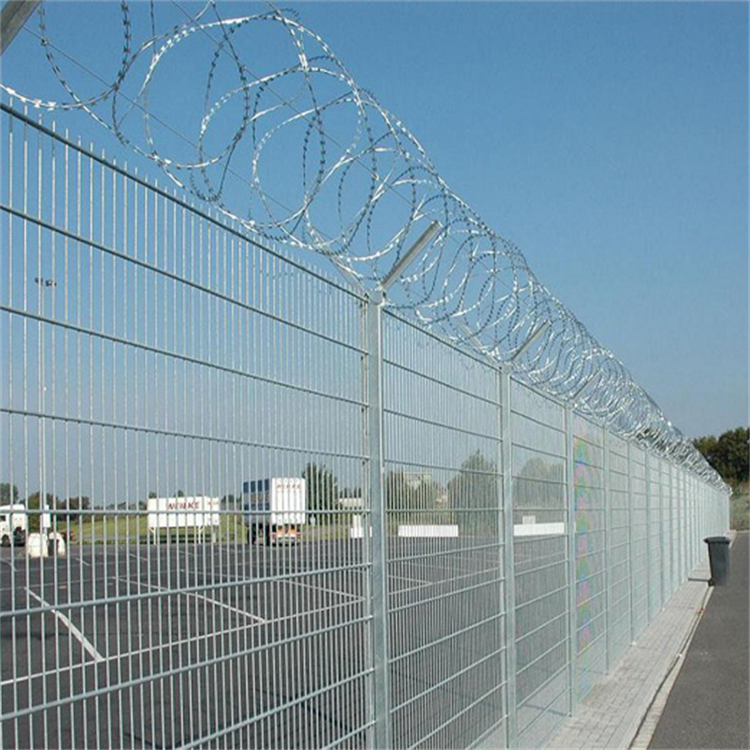 What Are the Top Trends in Welded Fence Designs for 2024?