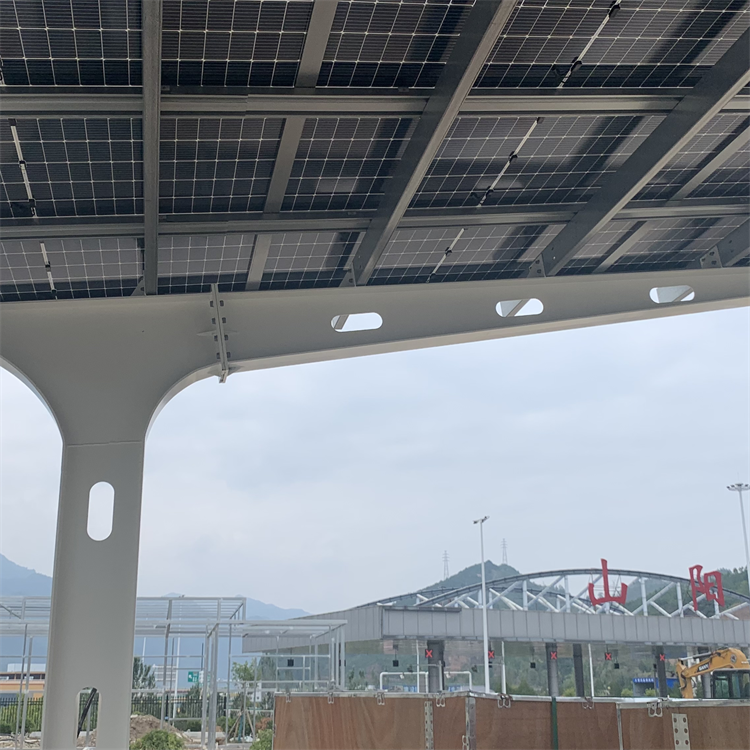 Avtokoʻlik solar kozıroqları неге тұрақты таңдау болып табылады?