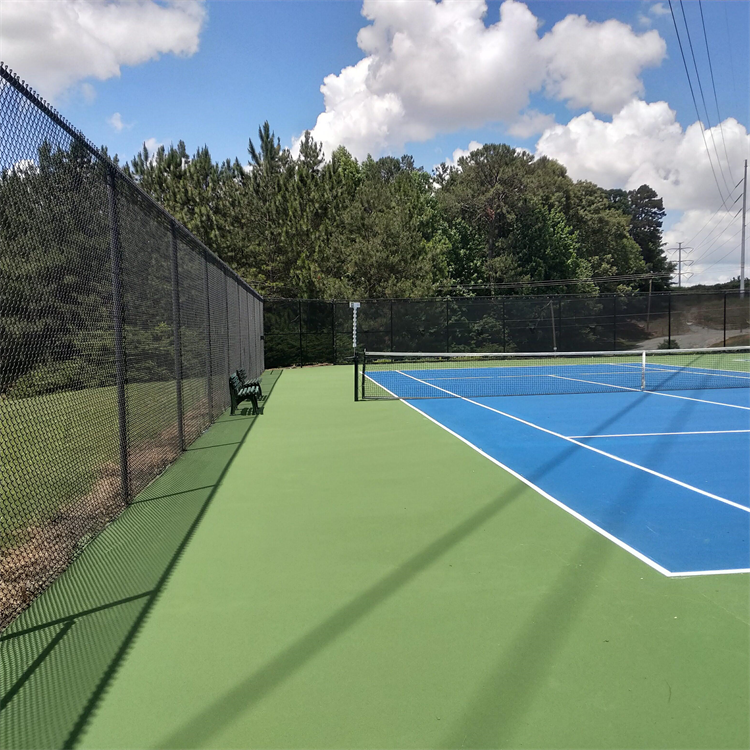 How Does Green Cyclone Fencing Compare to Other Types of Fencing?