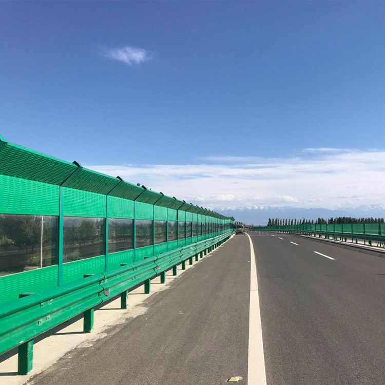 How to Choose the Right Sound Absorbing Fence Panels for Your Needs