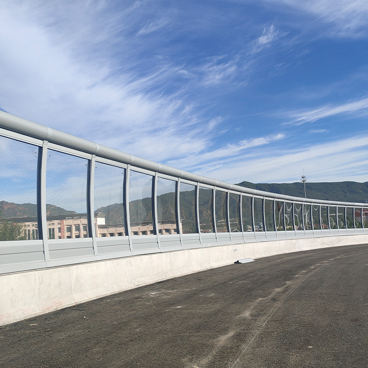How to Install Transparent Noise Barriers for Maximum Effectiveness?