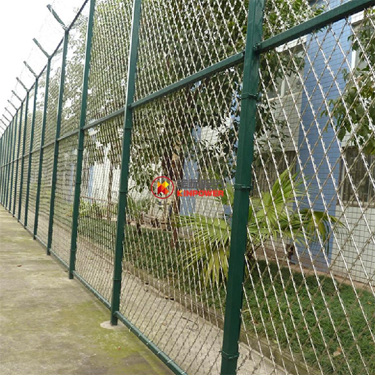 What Are Common Issues with Chain Link Fences and How to Avoid Them?