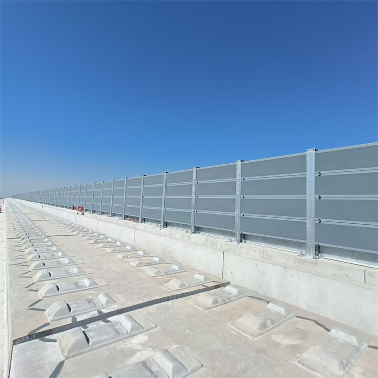 How to Choose the Right Traffic Sound Barrier for Your Needs?