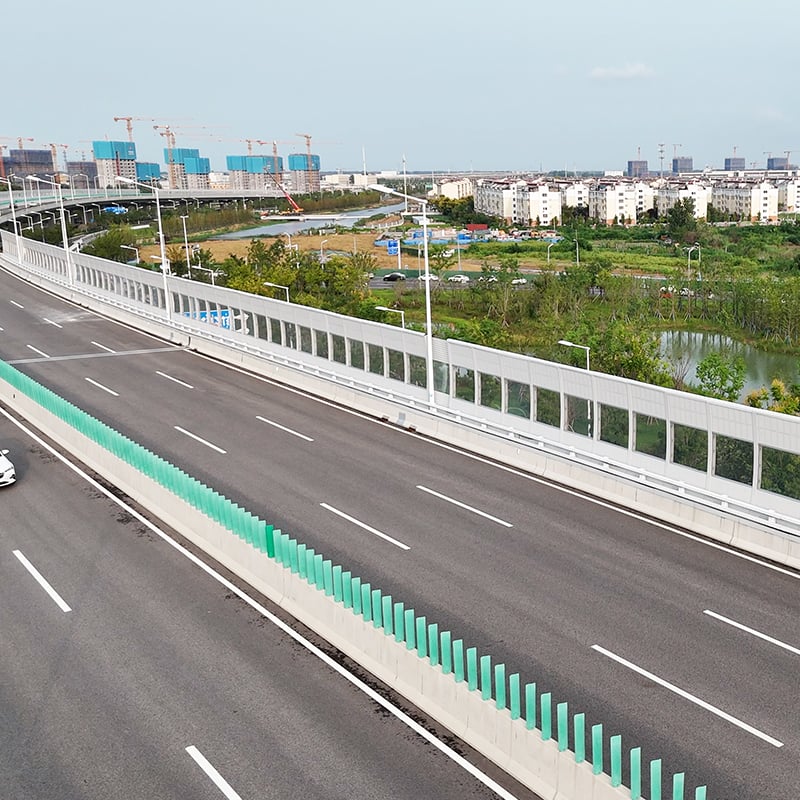 Composite Noise Barrier On Bridge