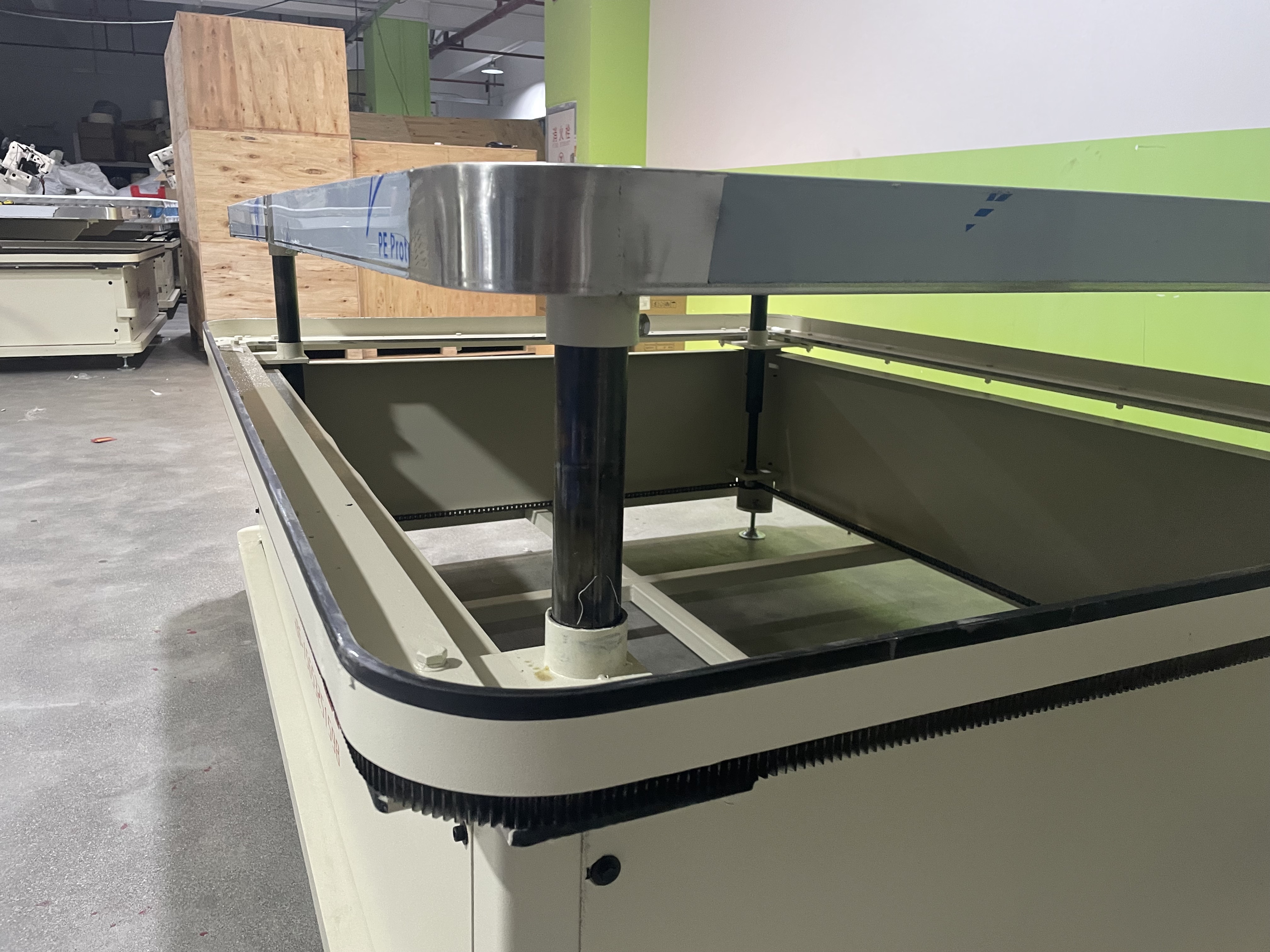 WB2 tape edge sewing machine-4.JPG