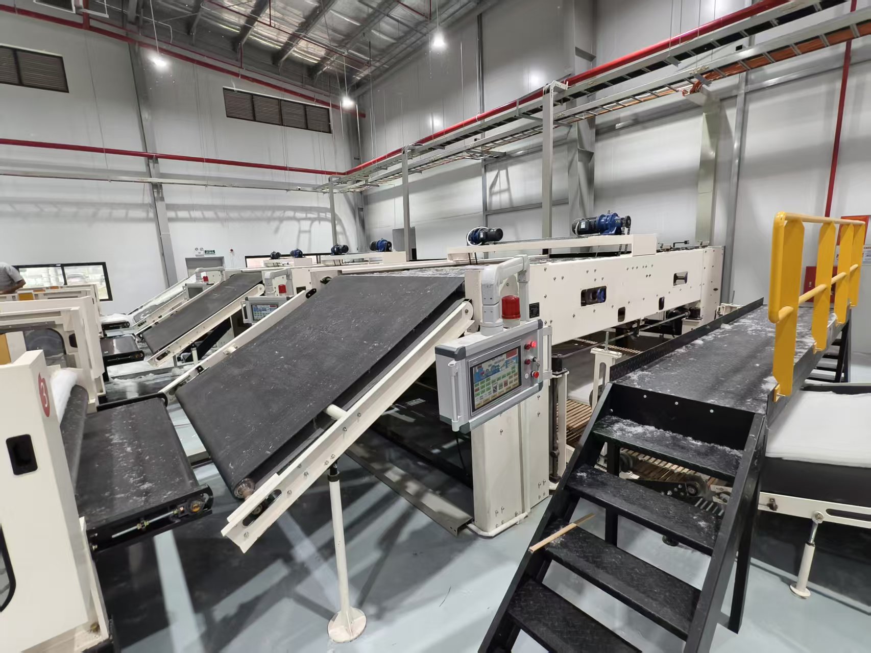 Duck Down Clothing Padding Spray Glue Wadding Production Line-2