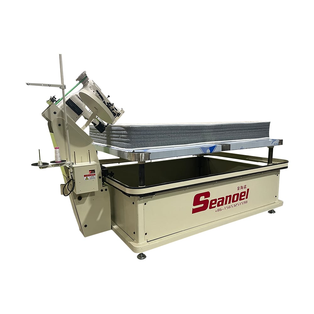 Machine de surpiqûre des bords latéraux de matelas avec bande adhésive