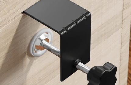 Free your hands and double your efficiency! Carbon steel desktop mounting auxiliary clip, your right-hand man!