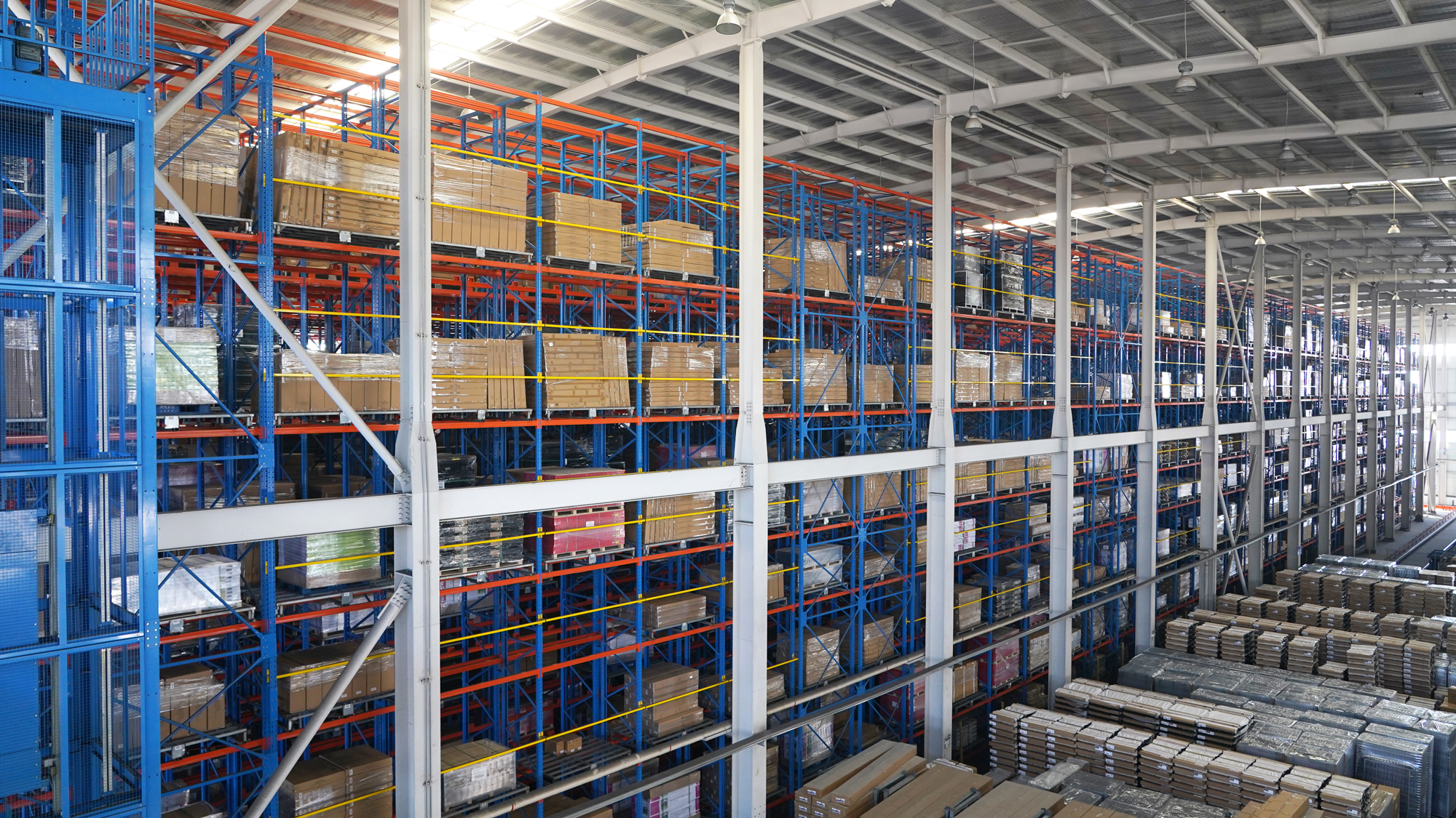 Smart Warehousing