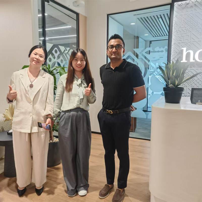 Representatives of KXT went to Dubai to visit clients