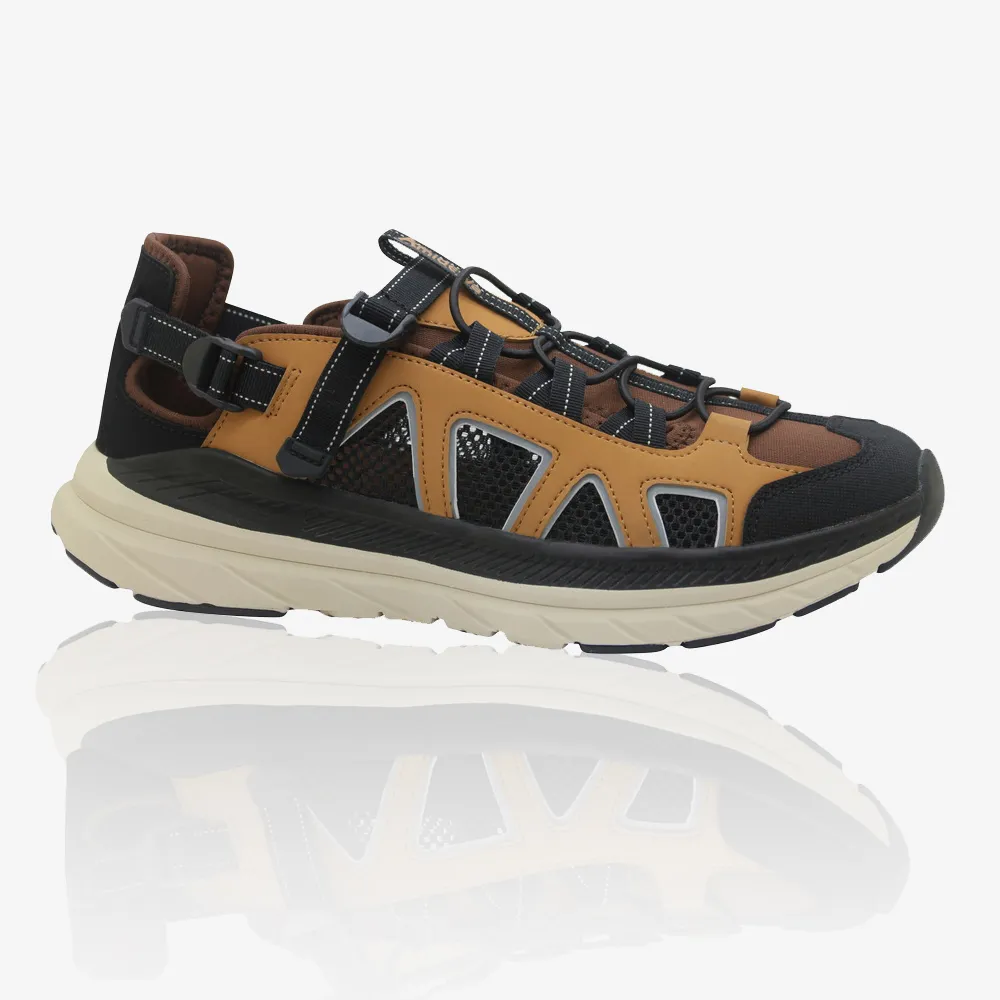 What collision resistant design points protect toes of closed toe sandals