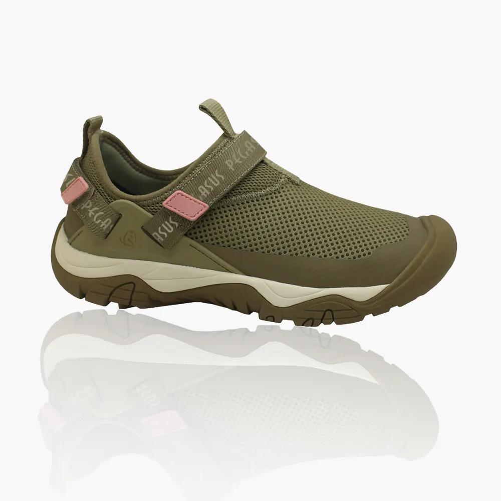 Why quality first production concept optimizes customer trust for outdoor sandals
