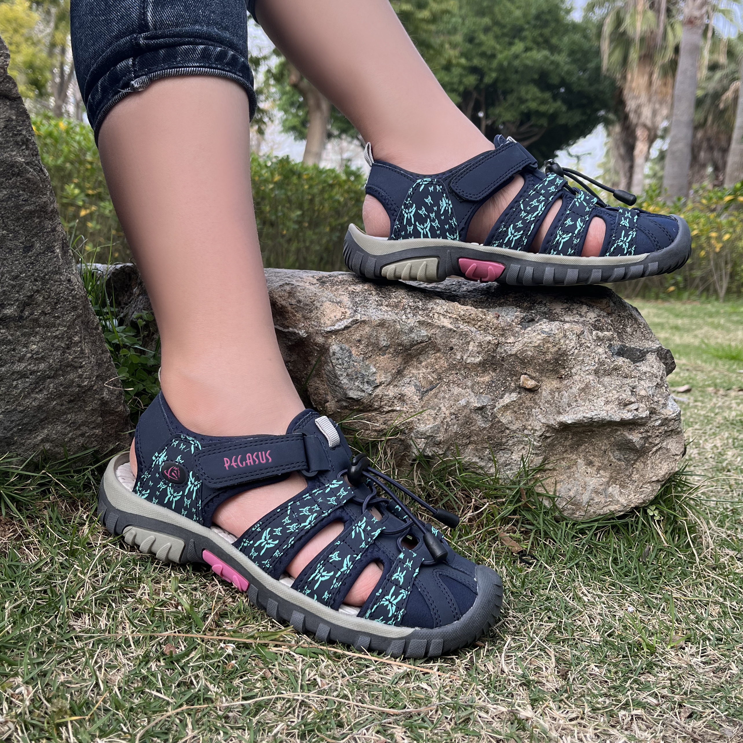 Why Choose Our Womens Outdoor Sandals?