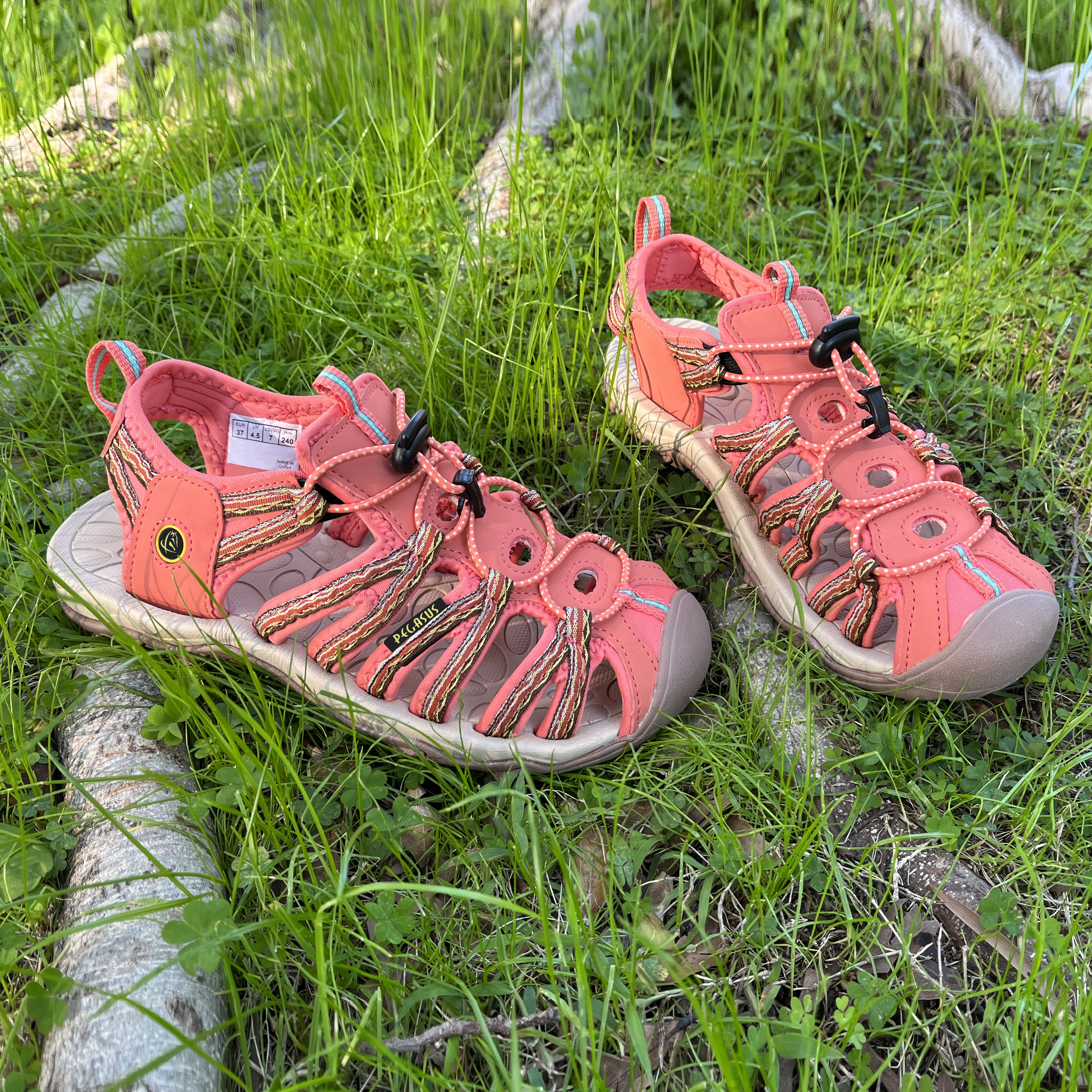 Unmatched Quality and Comfort in Beach Sandals