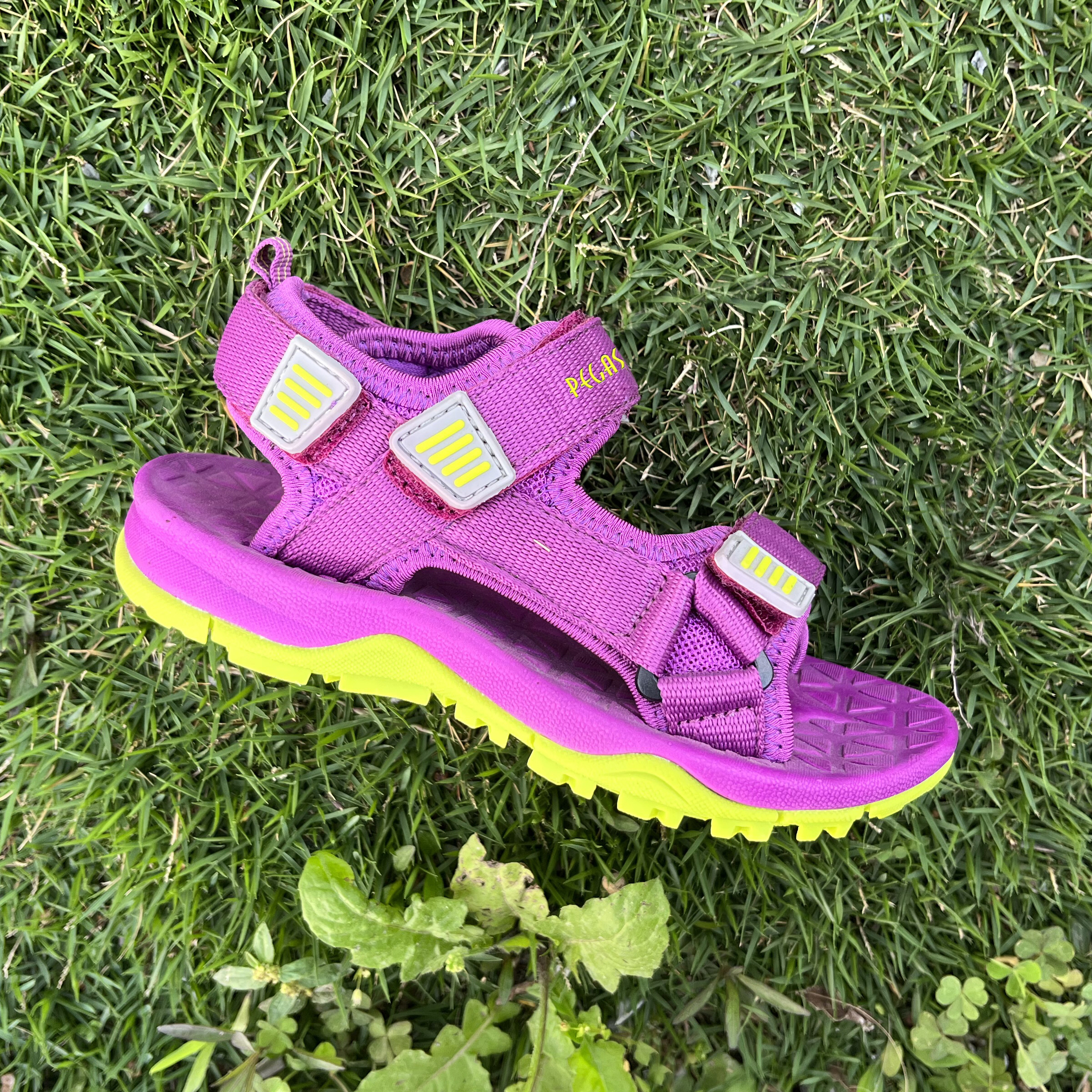 Cutting-Edge Breathability Technology and Advanced Moisture Management