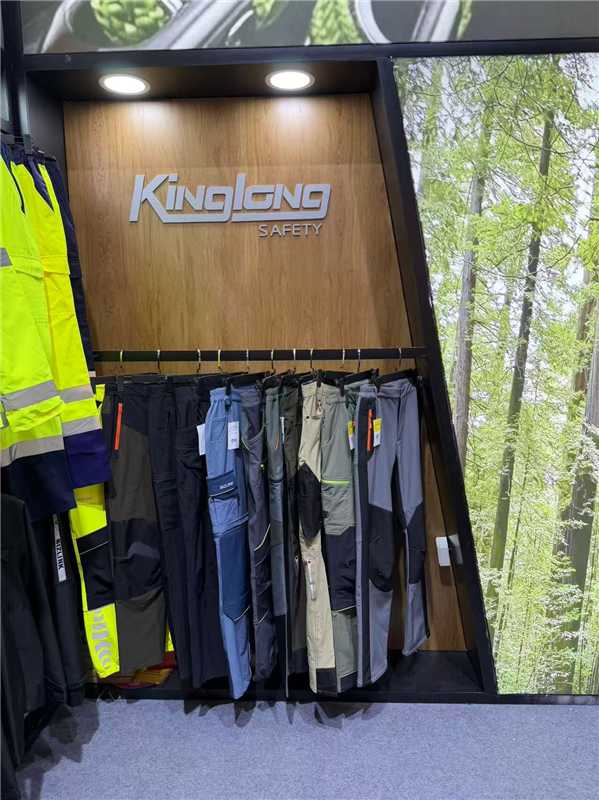Labor Day Meets Canton Fair: Kinglong Safety Brings Outdoor Workwear Excellence to the World Stage-4