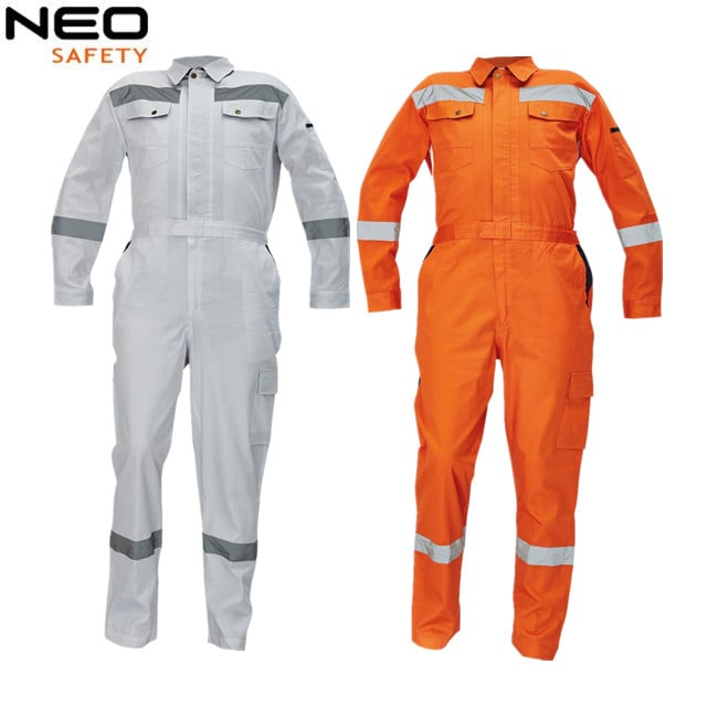 What Makes Workwear Uniforms Stand Out in Fabric, Design, and Fit