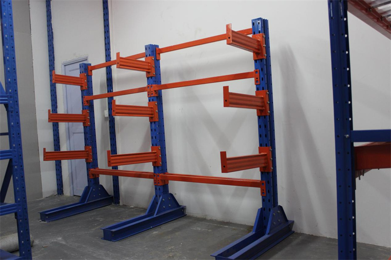 Custom Cantilever Rack for Special-Shaped & Oversi01.jpg
