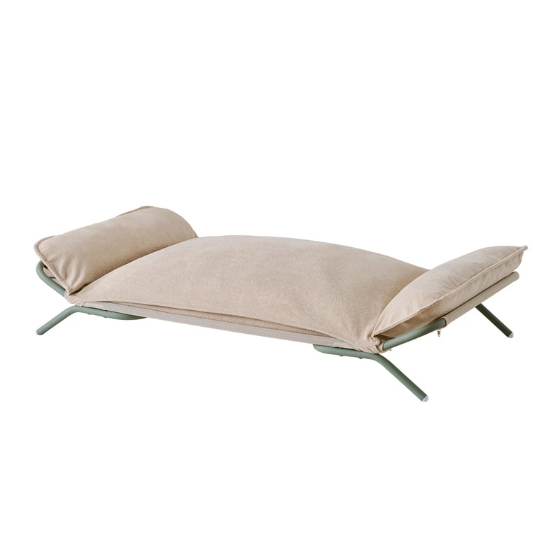 Four Seasons Dog Bed