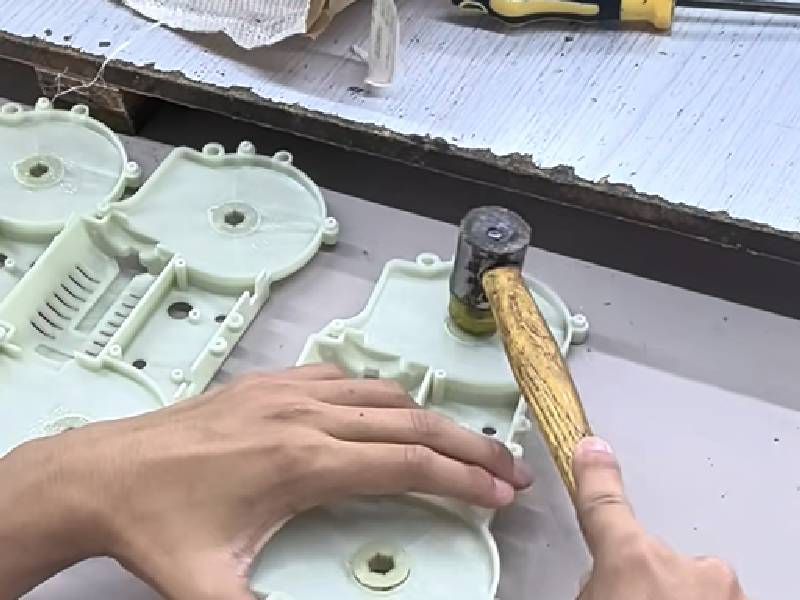 Intelligent Automatic Equipment Empowers Standardized Production of Massage Pillow Cores