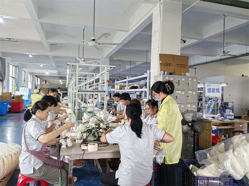 Modern Production Workshop Ensures Stable Supply of Household Massage Equipment