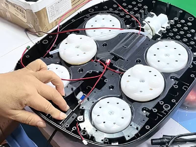 The Weight of a Single Screw: The Most Indispensable Step on the Foot Massager Production Line