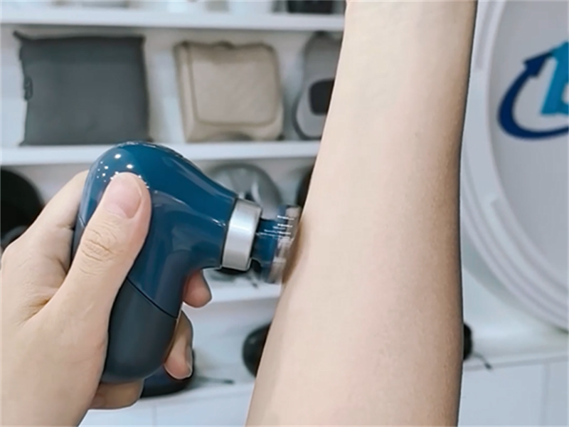 Cold & Warm Mini Massage Gun: The Ultimate Portable Recovery Companion