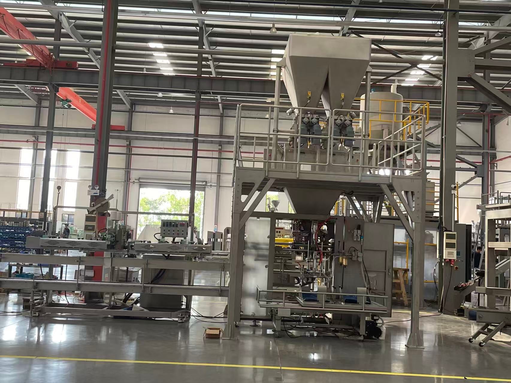 How Granules Packaging Machines Can Reduce Packaging Costs and Waste