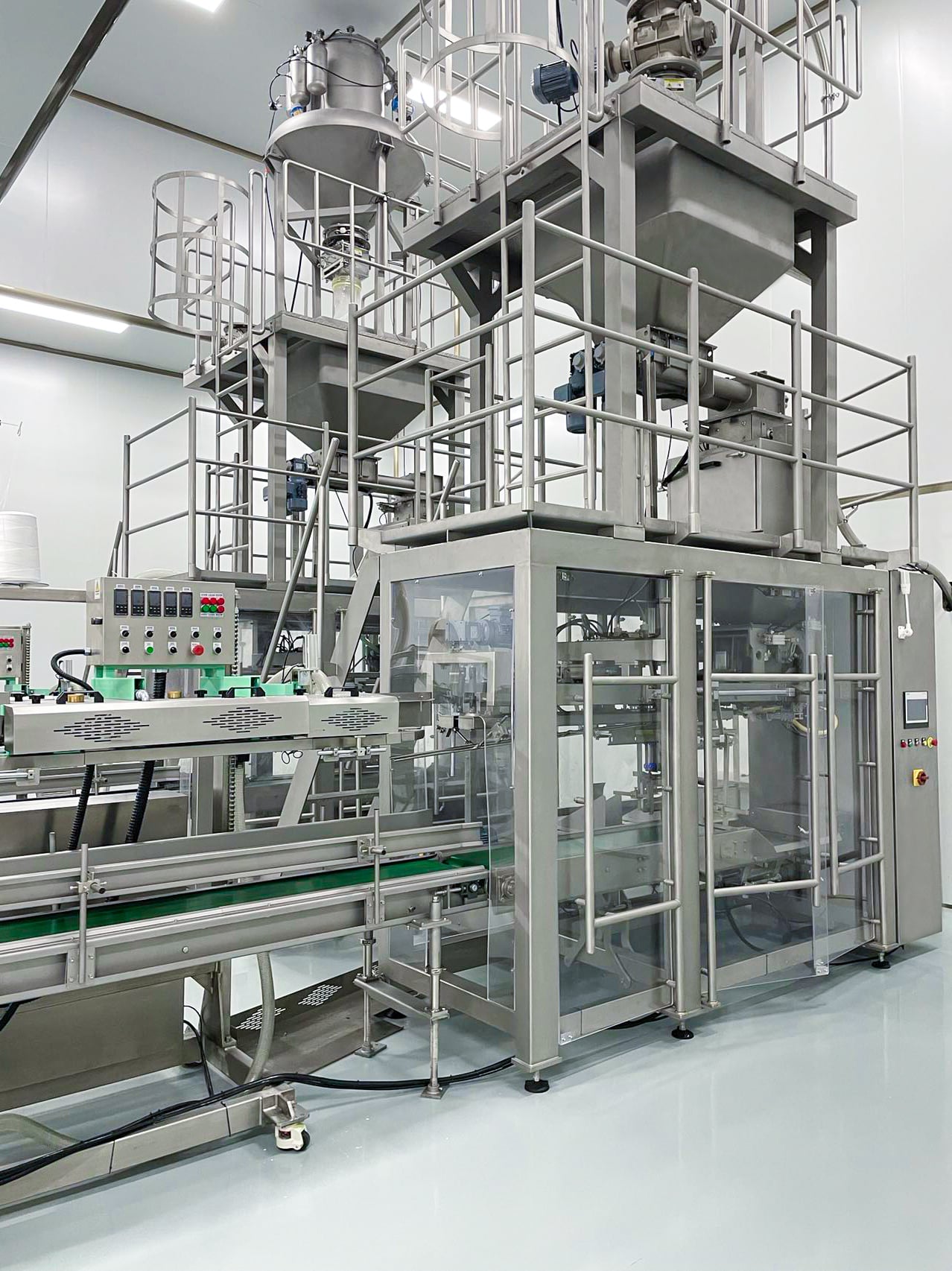Assurez des fermetures étanches et des emballages sécurisés grâce à une machine automatique de fermeture de sacs