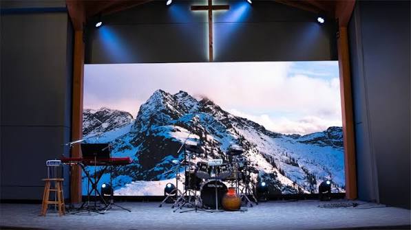 What to Consider When Purchasing LED Walls for Worship