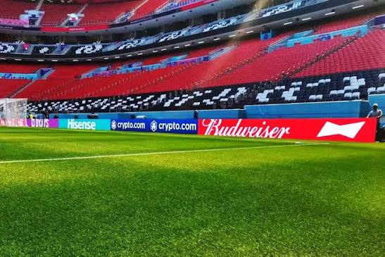 What Are the Common Issues Faced with Perimeter LED Screens?