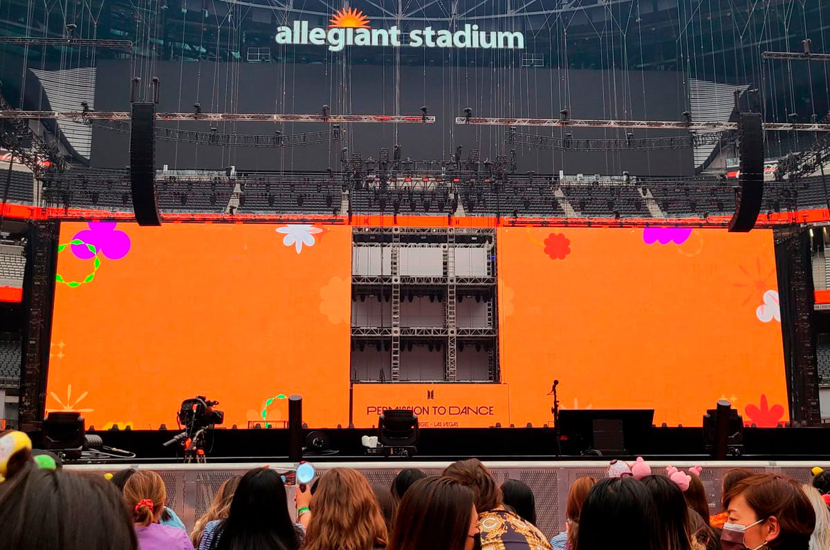 Common Issues When Setting Up Large LED Screens for Stages and How to Avoid Them