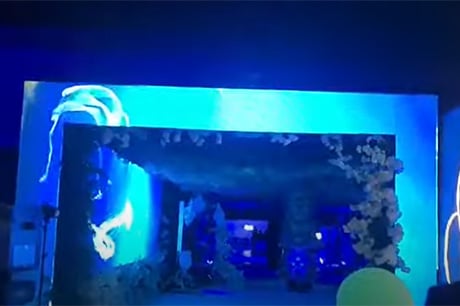 крив екран с led, дисплей, екран