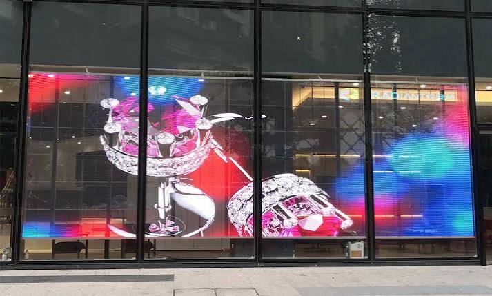 What Are Common Usage Issues with Outdoor Transparent LED Screens?