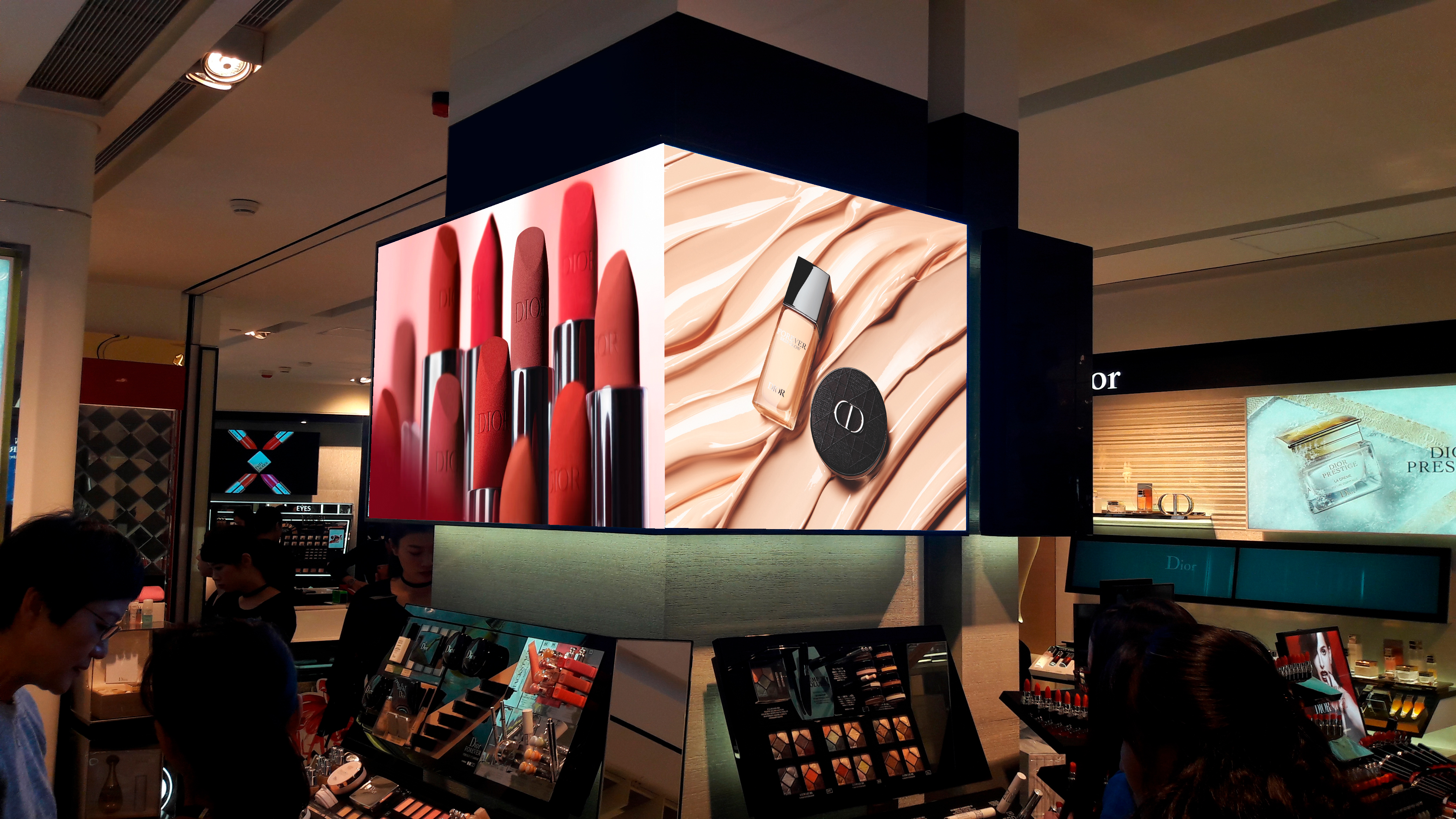 Common Usage Issues with Indoor Display Screens and Solutions