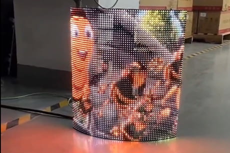 Weltweit erstes Erscheinen: Outdoor P7.8 Miet-LED-Display mit flexibler Bauweise und beliebigen Formen & Krümmungsradius! Nachricht für Anfrage