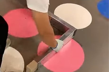 sabit kaynaklı LED ekran montaj videosu, çelik yapısı kayarsız montaj