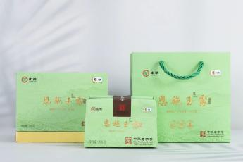 A Gift from Hubei | China Tea Enshi Yulu: Capturing Wuling Mountain's Spring in a Box