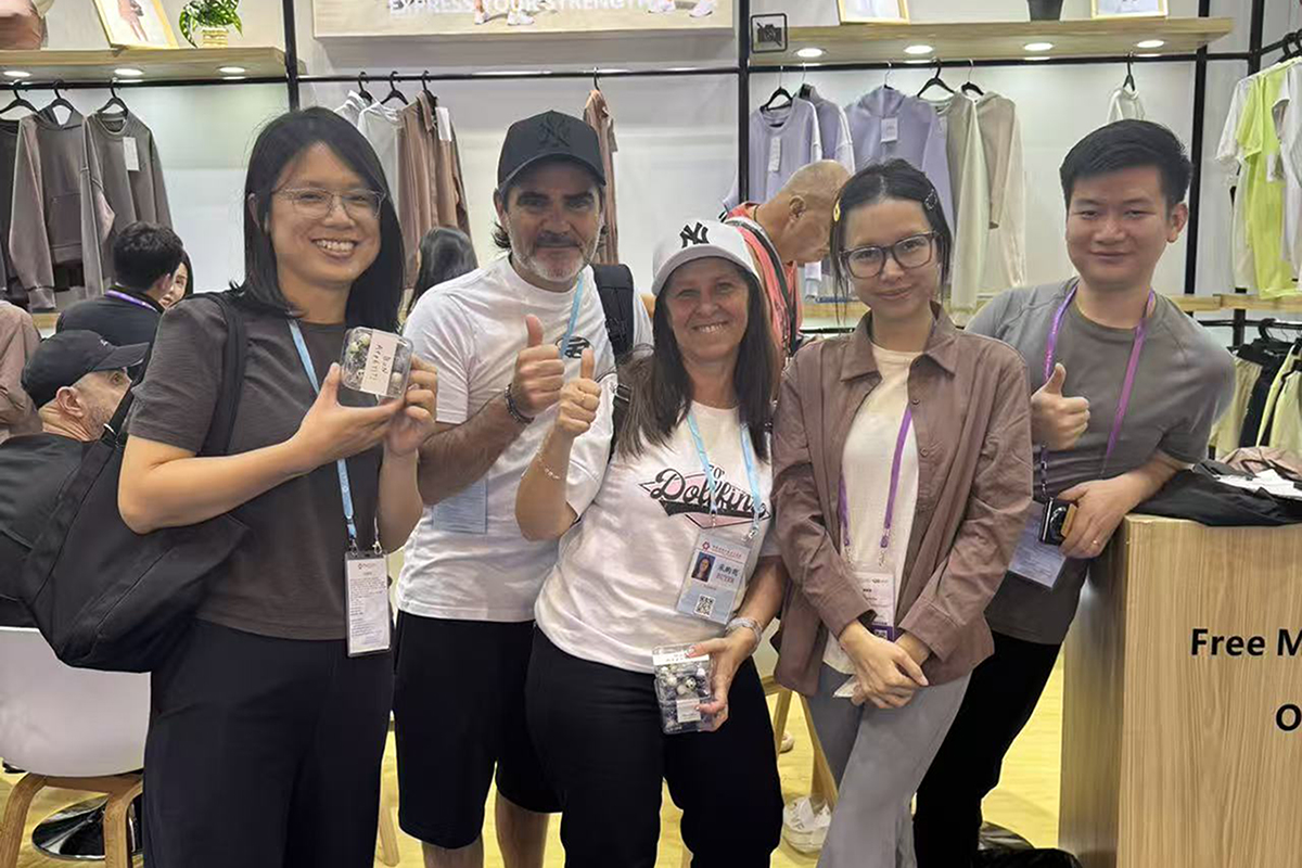 YOMAI Shines at the 138th Canton Fair: A Resounding Success in Global Activewear Partnerships
