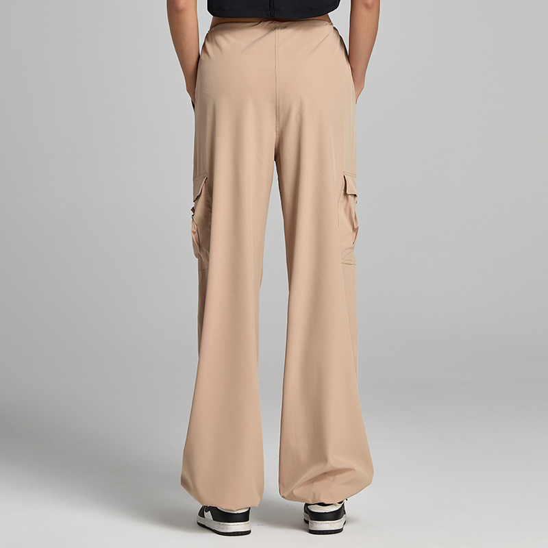 Pantaloni cargo da donna con vita elastica, a gamba larga con coulisse e molte tasche
