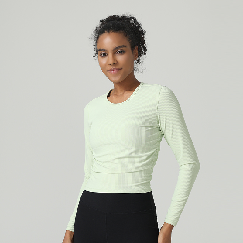 Kaus Berleher Bulat Slim Fit Berpola Rajut Berlengan Panjang dengan Desain Ruched di Sisi ala Perancang