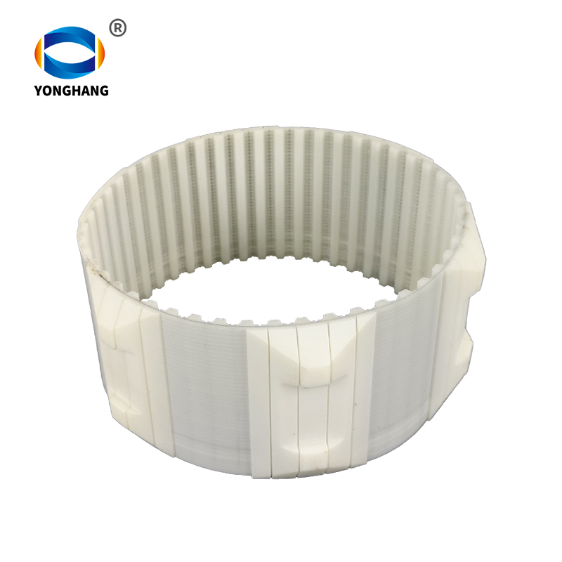 Seamless cpu timing belt cleats for tobacco industry