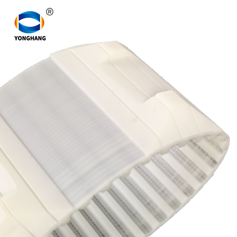 Seamless cpu timing belt cleats for tobacco industry